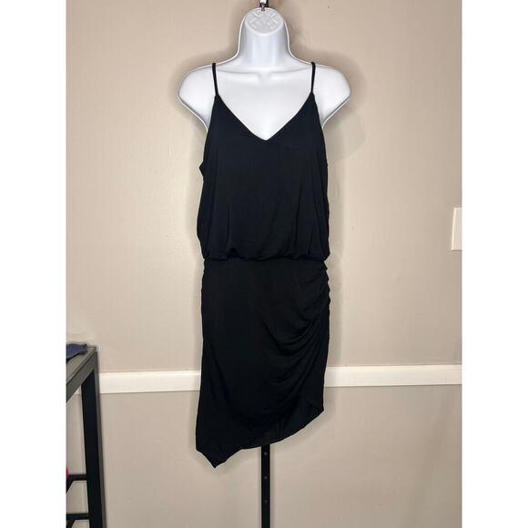 Krisa Revolve Black Asymmetric V-Neck Ruched Cami Mini Dress Size Medium NWT - Picture 3 of 9